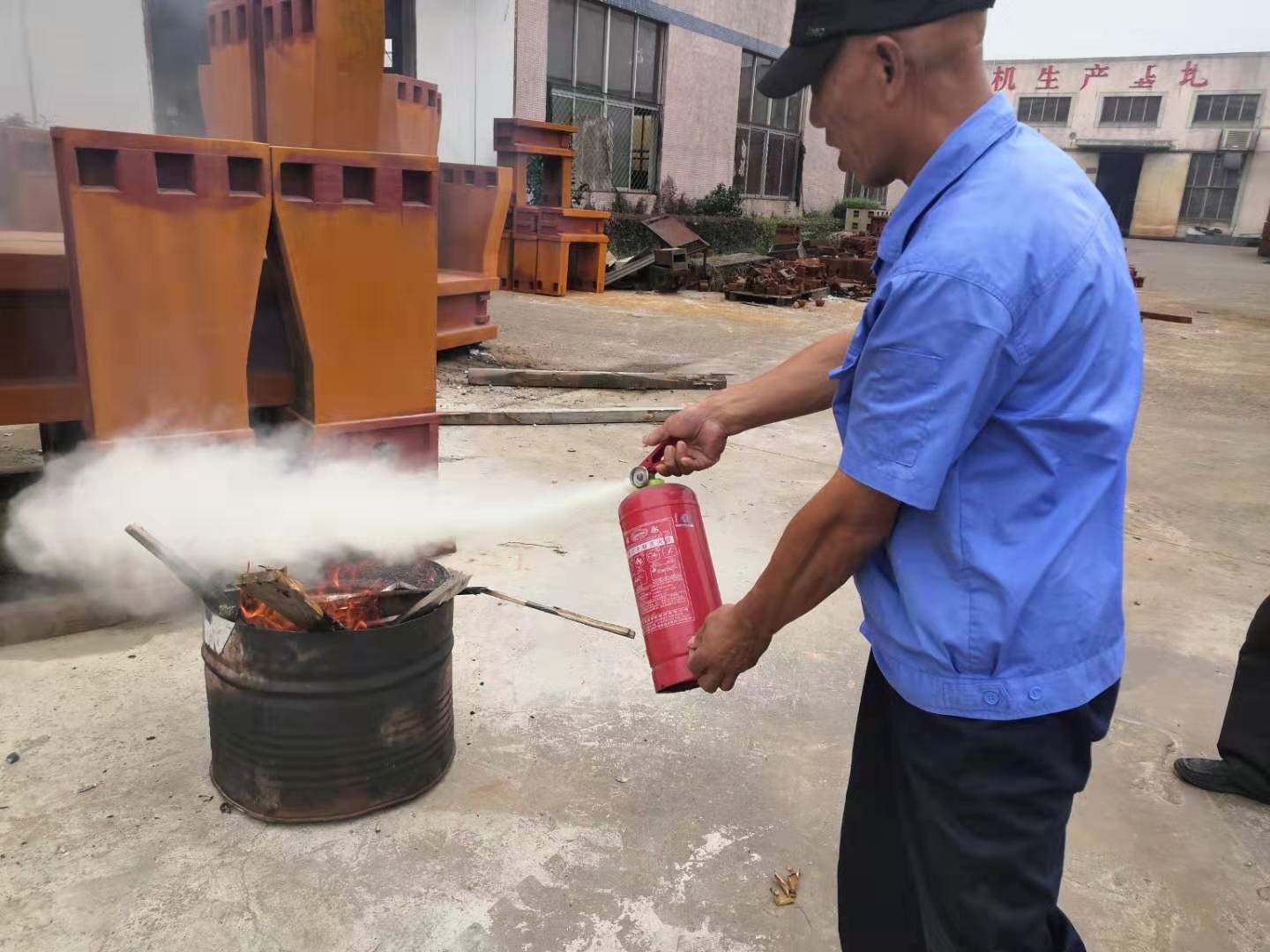 數(shù)控雕銑機,模具雕銑機,立式加工中心,石墨雕銑機-凱博數(shù)控 數(shù)控雕銑機,模具雕銑機,立式加工中心,石墨雕銑機-凱博數(shù)控